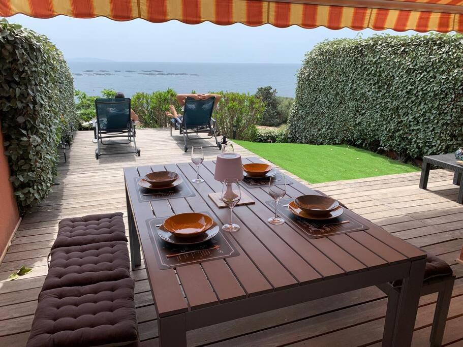 Ajaccio Maison Bord De Mer Dans Residence Avec Piscine Exterior foto